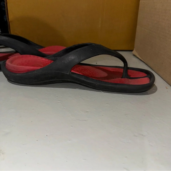 Men’s Crocs Brand Casual Red and Black Rubber Summer Flip Flops Sandals Size: 10 - Picture 10 of 16